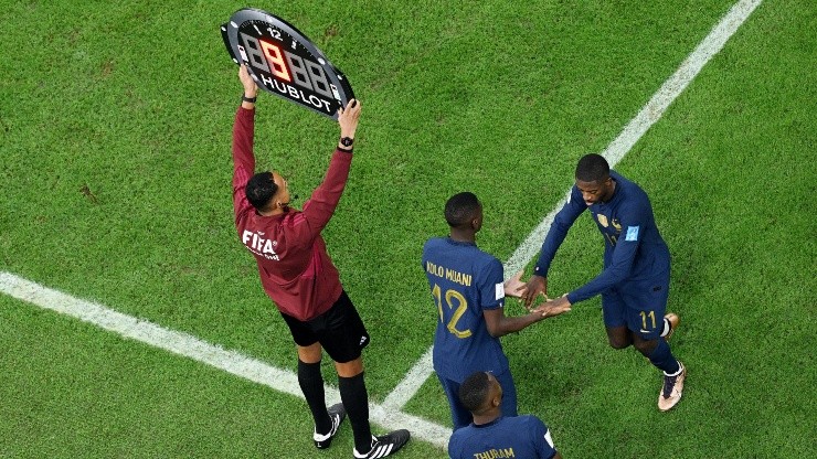 Francia hizo siete cambios en la final del Mundial de Qatar 2022, pero uno de ellos fue añadido gracias a una nueva regla de conmoción cerebral.
