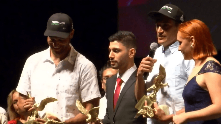 Los hermanos Grimalt y el nadador Vicente Almonacid premiados como El Mejor de Los Mejores en los premios del CDP de Chile.