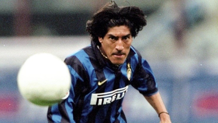Inter recuerda a Zamorano con un top 10 de sus golazos nerazzurri.