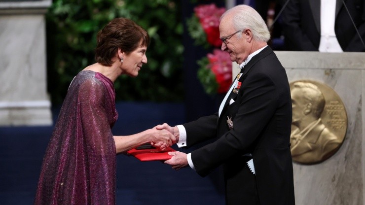 Entrega del Premio Nobel para Carolyn Bertozzi