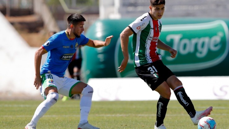 Felipe Chamorro tuvo minutos en el empate 1-1 de Palestino y Audax Italiano en el inicio del Campeonato Nacional 2023.