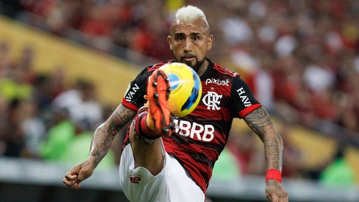 Arturo Vidal llega al Mundial de Clubes con opciones para ser titular en el Flamengo