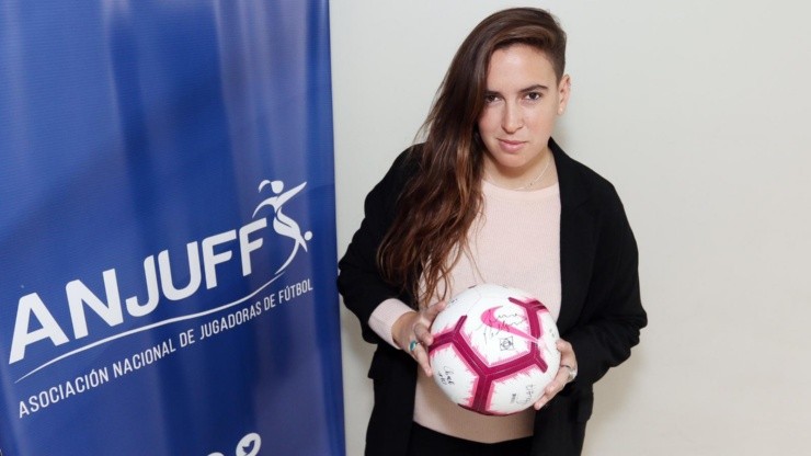 Iona Rothfeld encabeza la Asociación Nacional de Jugadoras de Fútbol Femenino