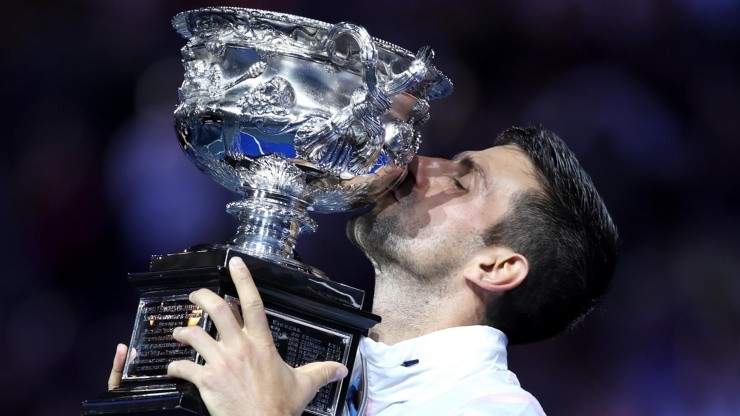 Djokovic venció a Tsitsipás en la final del Abierto de Australia 2023.