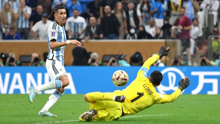 Di María anotó uno de los tres goles argentinos en la final del mundial.