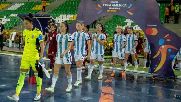 Argentina confirma su nómina para el amistoso ante la Roja Fem