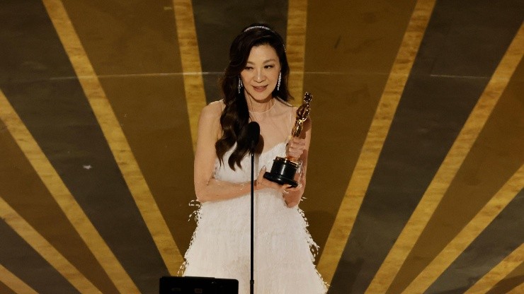 Michelle Yeoh ganó a mejor actriz en los premios.
