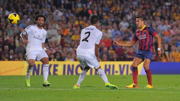 La Liga recordó el golazo de Alexis en el Barcelona