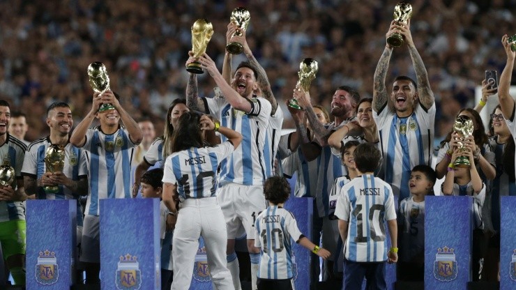 Argentina tuvo su fiesta en el debut como campeona del mundo.