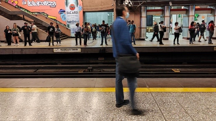 ¿Cuál es el horario extendido de Metro por el partido de Chile?