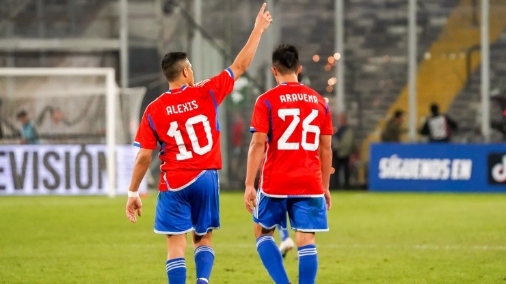 Elogios para Alexis y Aravena de ex técnicos de la Roja.