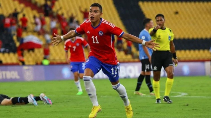 Chile sub 17 quiere seguir con los abrazos enfrentando a Colombia.