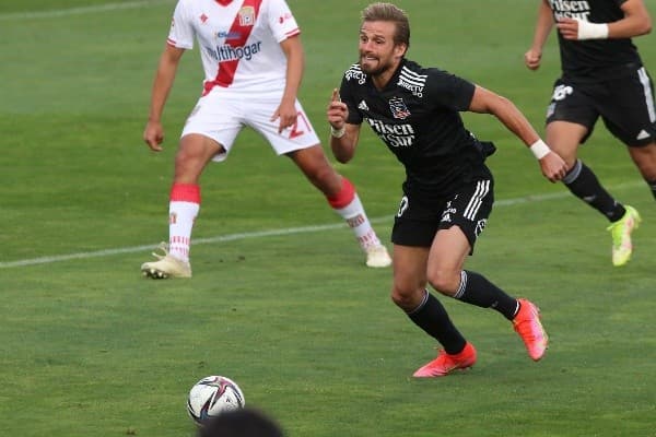 Christian Santos tendría su primera titularidad desde noviembre ante Curicó Unido. (Foto: Agencia Uno)