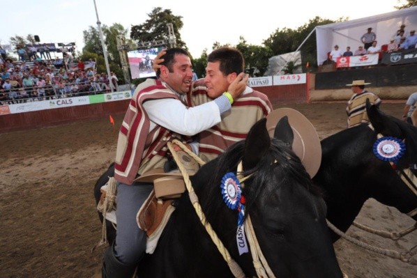 El festejo de los campeones, DIego Núñez y Pablo Pino