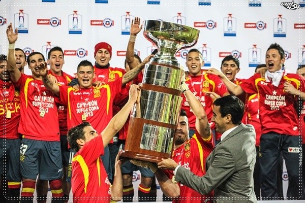 2013 | U. Española 2, U. de Chile 0 | Antofagasta