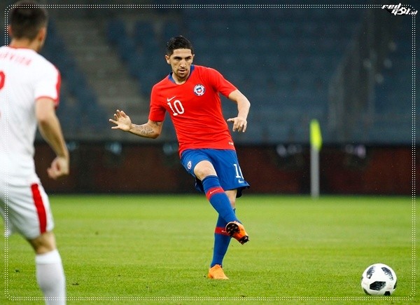 Diego Valdés | Mediocampista