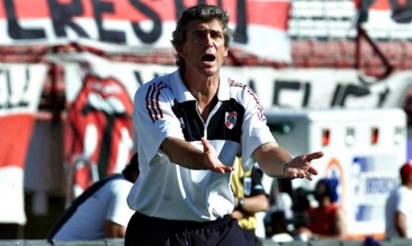 Único entrenador chileno campeón en Argentina