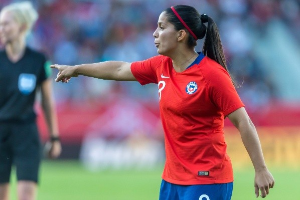 Karen Araya | Mediocampista