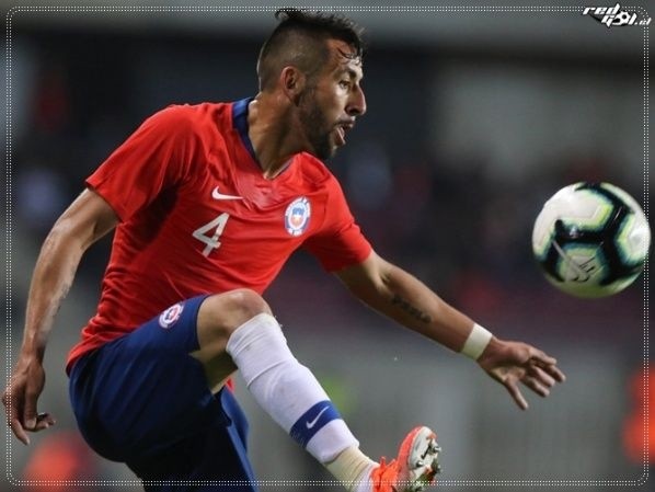 Mauricio Isla | Defensa