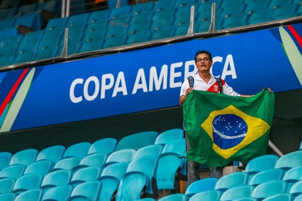 Un fanático peruane ante un vacío Arena Fonte Nova (Foto: Getty Images) Un fanático peruane ante un vacío Arena Fonte Nova (Foto: Getty Images)