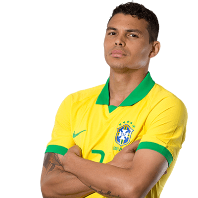 Thiago Silva | Brasil    A los 34 años, el defensor se mantiene en la elite con gran sincronización y lectura del juego. Salida segura y pierna fuerte son dos condimentos de su fútbol