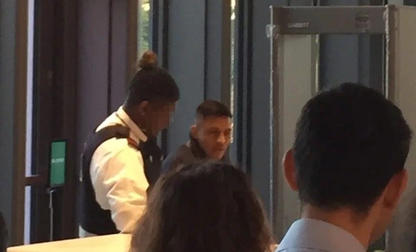 Alexis en la embajada de Estados Unidos