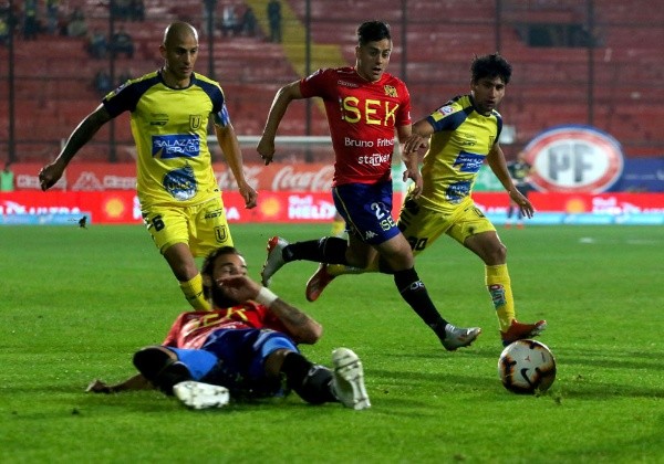 U. de Concepción vs. U. Española | Sábado 5 | 17:30 horas | Ester Roa