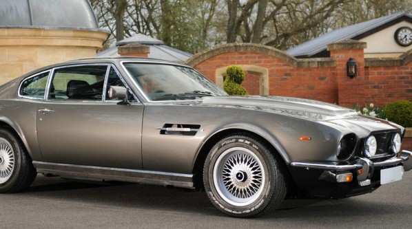 ¿A quién no le gustaría manejar este auto?