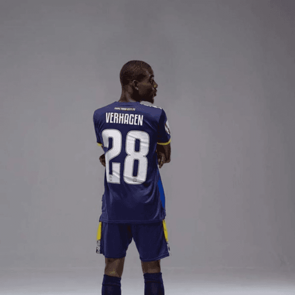 Bernio Verhagen en el Cape Town City, donde la rompió como modelo, pero no jugando.