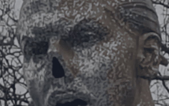 Le cortaron la nariz a la estatua de Zlatan. Foto: Twitter