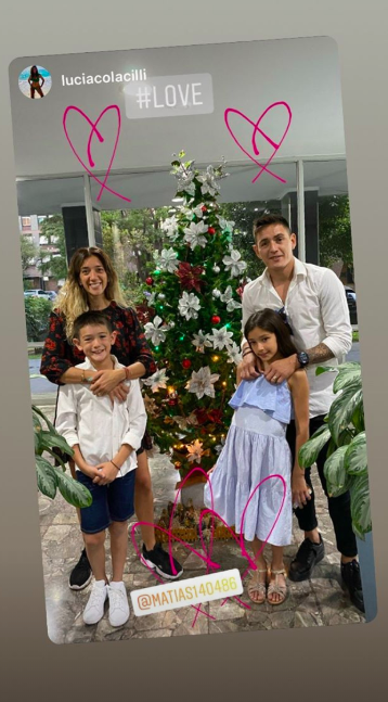 Matías Rodriguez espera resolver su situación en la U junto a su familia.