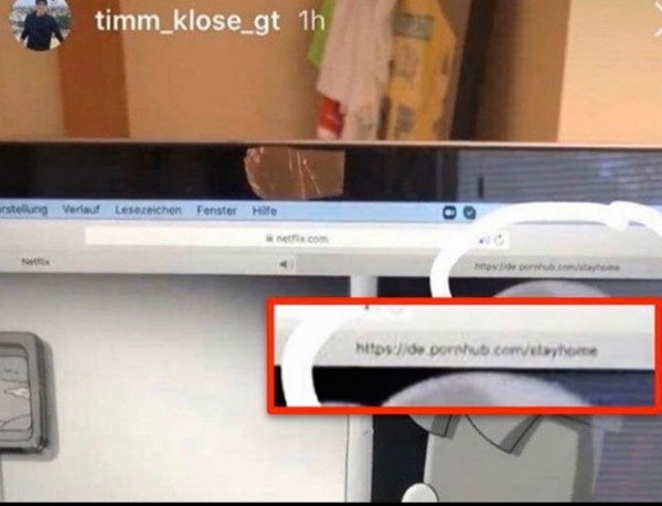 La pestaña de Pornhub se asomó en el MacBook de Klose