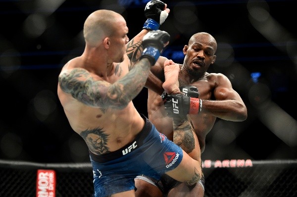Smith ante Jon Jones por el título semipesado de UFC. (Foto: Getty Images)