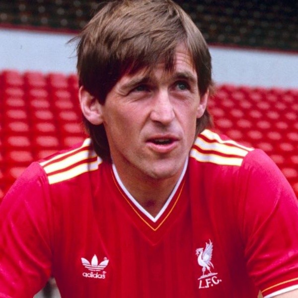 Kenny Dalglish jugó 14 temporadas con la camiseta del Liverpool