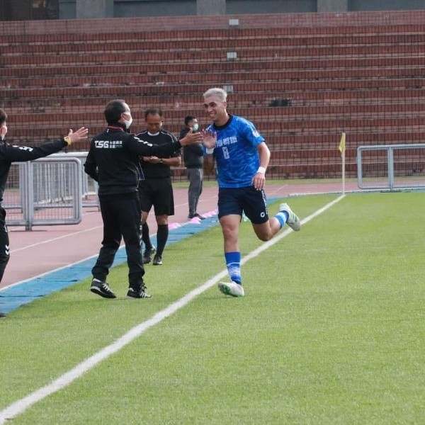 Celebración de Matías Godoy en Taiwán