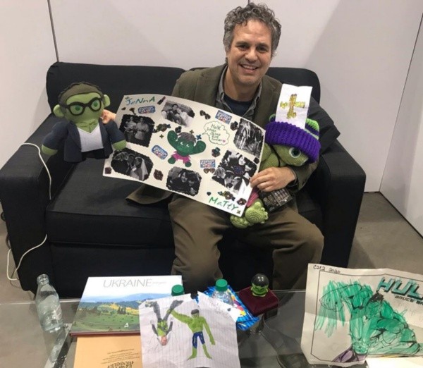 Mark Ruffalo terminó ganándose el cariño de los fanáticos, interpretando a Hulk.