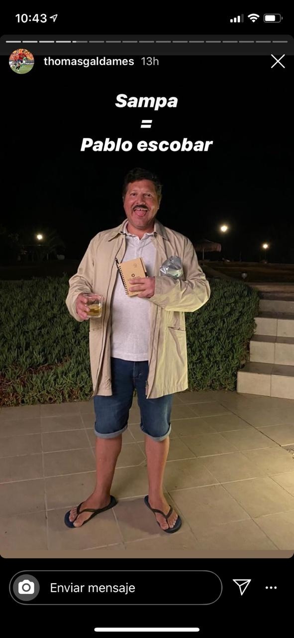 Pablo Galdames como Pablo Escobar