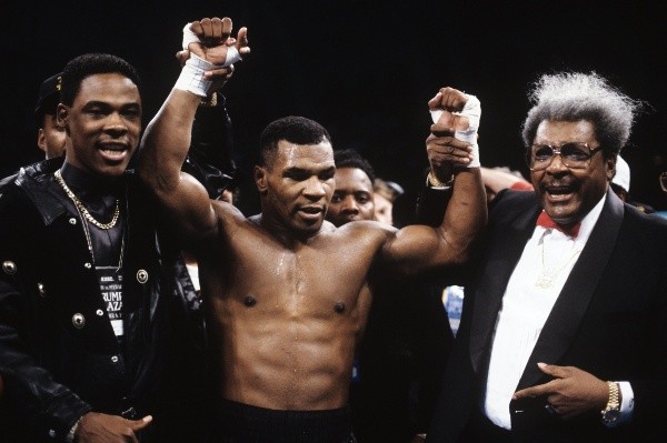 Mike Tyson en sus años de gloria en el boxeo. ¿Regresará como lo planea para peleas benéficas?