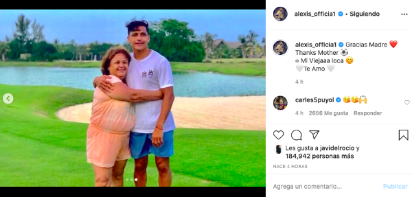 Alexis Sánchez emocionó hasta a Carles Puyol con su saludo del Día de la Madre.
