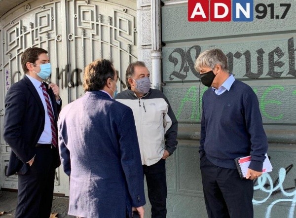 Mayne-Nicholls liderando a los representantes de ByN. (FOTO: ADN)