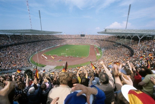 El Olímpico de Berlín fue el escenario de este primer partio de la Copa del Mundo 1974 con Alemania Federal vs Chile. Encuentro que terminó 1-0 para los locales y con la expulsión de Carlos Caszley. (Foto: Getty)
