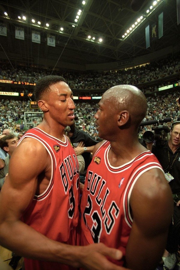 Scottie Pippen y Michael Jordan en los Bulls - Getty