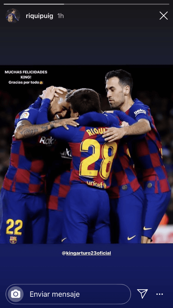 Riqui Puig, una de las joyas del Barcelona, festejó en Instagram el cumpleaños de Arturo Vidal