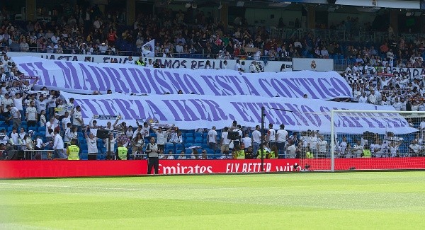 La hinchada del Madrid homenajea a Casillas (Getty Images)