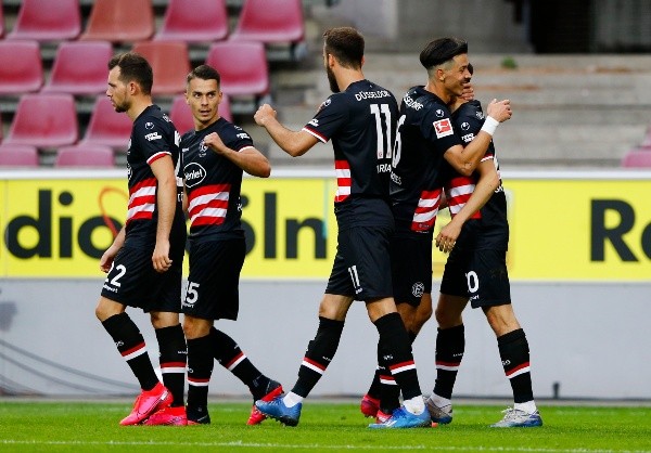 El Fortuna Dusseldorf desperdició una gran oportunidad para alejarse del descenso. Se mantiene en la zona de Playoff de la Bundesliga