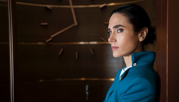 Jennifer Connelly es uno de los aciertos de la nueva versión de “Snowpiercer”.