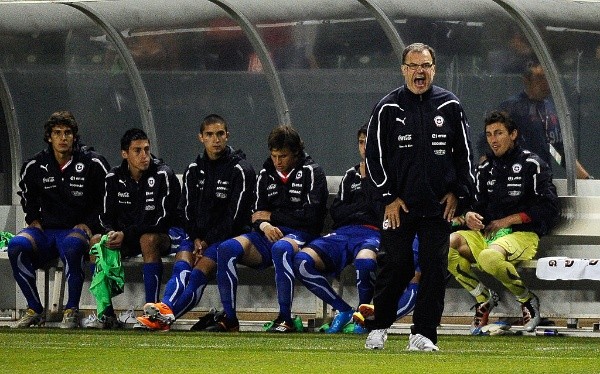 Marcelo Bielsa vivió algunos de sus años más intensos como entrenador cuando estuvo al mando de la Selección Chilena. Foto: Getty Images