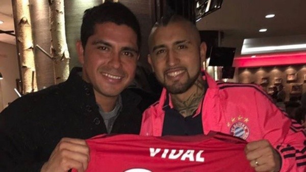 Miguel Riffo y Arturo Vidal mantienen una larga amistad.