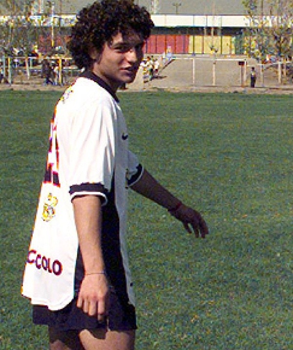 Manuel Villalobos hizo las inferiores y debutó profesionalmente en Colo Colo
