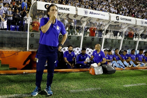 Mario Salas volverá a la banca de Alianza Lima, pero esta vez para hacerse cargo del club local. Foto: Agencia Uno